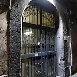 Giu Da Nonna *